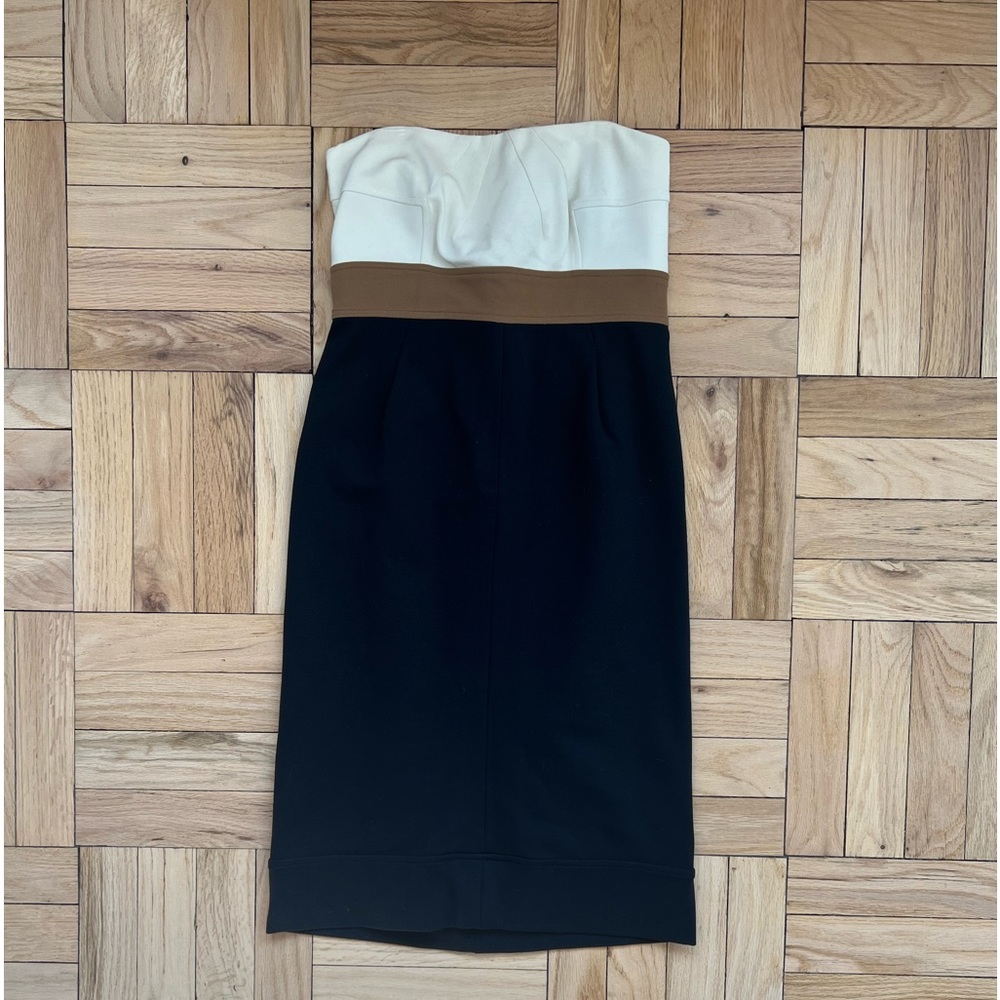 Diane Von Furstenberg strapless dress. Size 8.